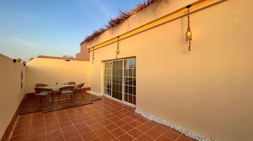 Studio with Terrace