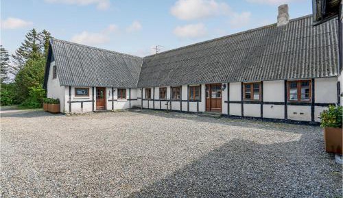 Four-Bedroom Holiday Home