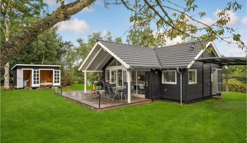 Two-Bedroom Holiday Home
