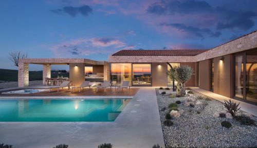 Deluxe Villa
