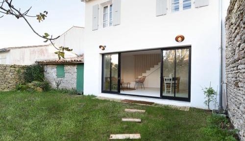 Holiday Home (3 adults)