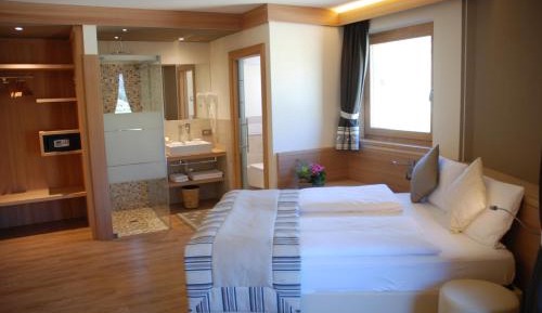 Quadruple Room with Balcony
