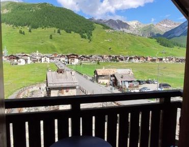 King Room with Mountain View