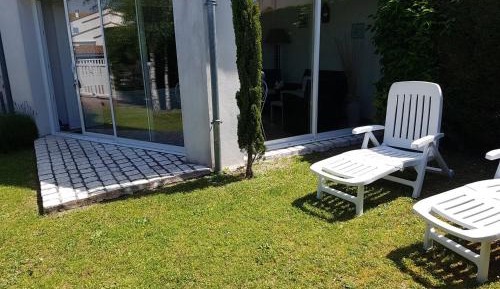 Holiday Home (4 Adults)