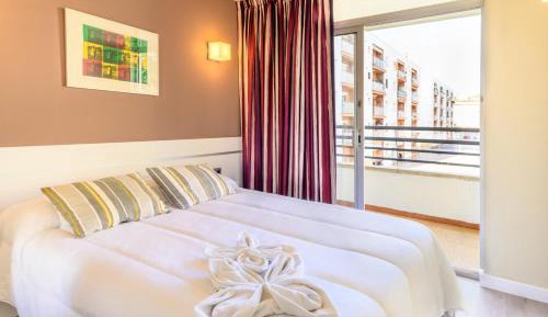 Apartment (2 Adults)
