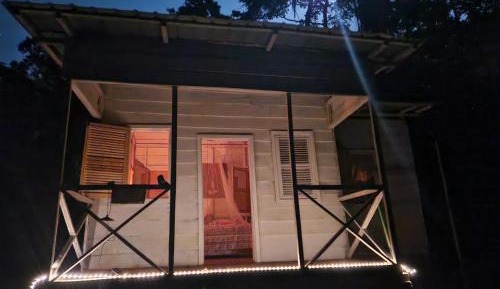 Double Deluxe Room – with Mountain  View