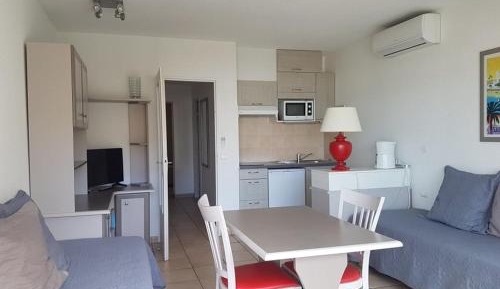 Apartment (4 Adults)