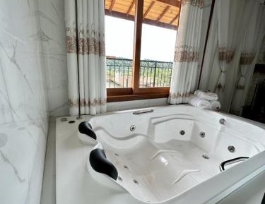 Superior Chalet