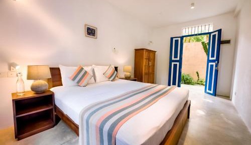 Queen Room with Garden View
