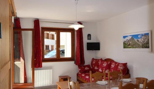 Apartment (5 Adults)