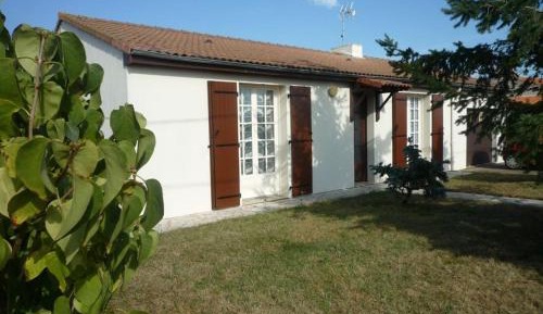 Holiday Home (4 Adults)