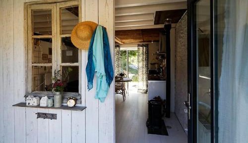 Holiday Home (2 adults)