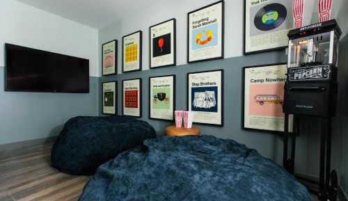 Hollywood Suite with Two Queen Beds