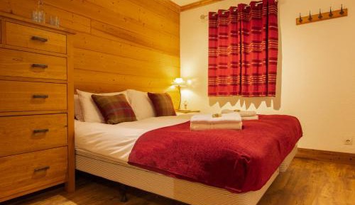  Double/Twin Room with ensuite Bathroom