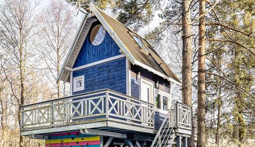 Three-Bedroom Holiday Home 
