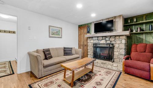 One Bedroom Apartment