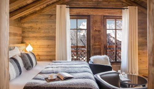 Junior Suite with Mountain View