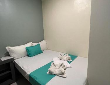 Budget Double Room (Shared Bathroom)