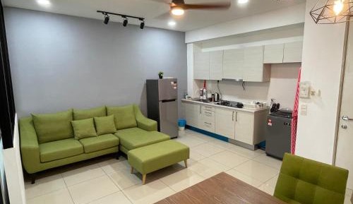 One-Bedroom Apartment