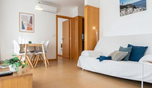 Comfort One-Bedroom Apartment with Balcony -  Lower Floor
