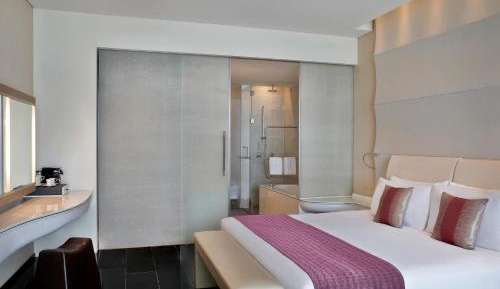 Wonderful, Guest room, 1 King, Balcony with Complimentary Yas Beach Access