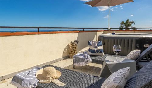 Apartment with Sea View