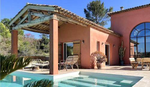 Four-Bedroom Vacation Home