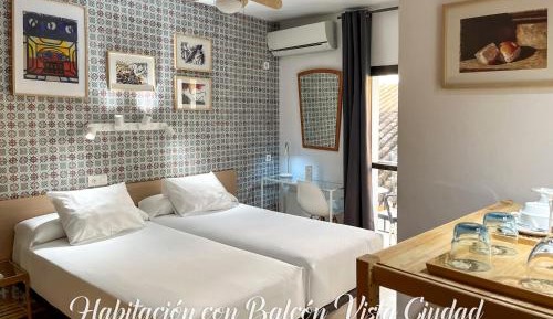 Twin Room with City View