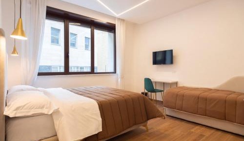 Triple Room with City View