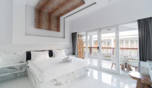 King Room with Balcony