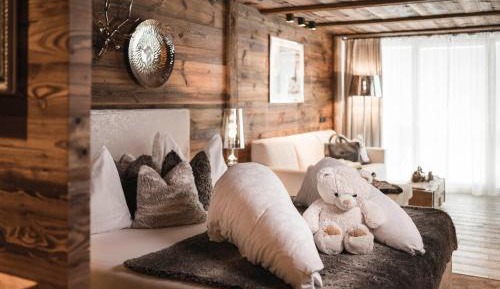 Mountain Suite with Spa Bath