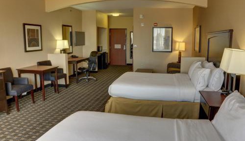 Suite with Two Beds - Non-Smoking