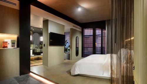 King Suite