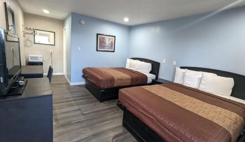 Queen Room with Two Queen Beds