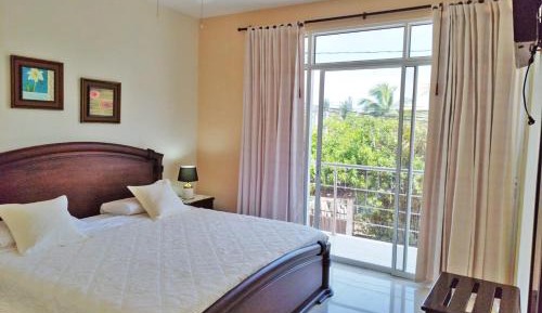 Deluxe King Suite