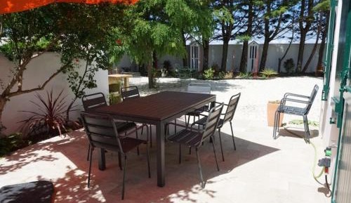Villa (6 Adults)
