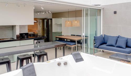 Penthouse Apartment