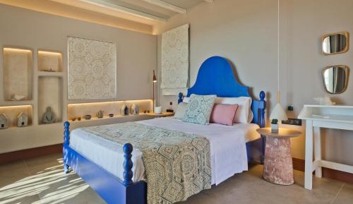 Deluxe Double Room (1 adult + 1 child)