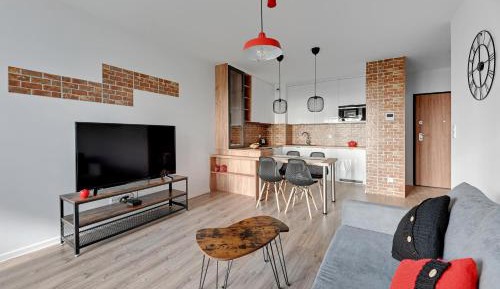 Deluxe Apartment with Dedicated Parking Slot 