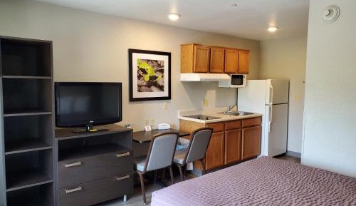 Double Room with Two Double Beds - Non-Smoking