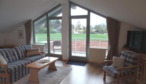 One-Bedroom Apartment with Balcony