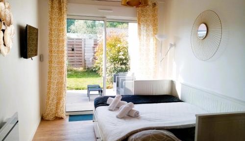 King Room with Garden View