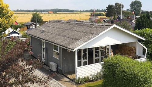 Two-Bedroom Holiday Home