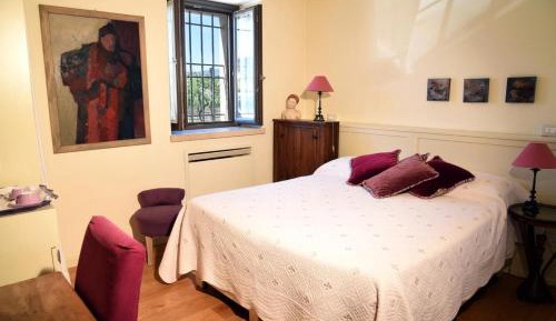 Double or Twin Room with Bathroom