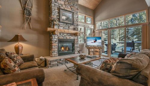 Three-Bedroom Townhouse