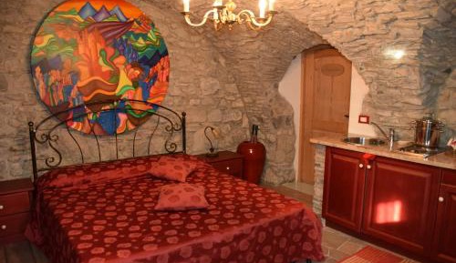 King Studio with Sofa Bed