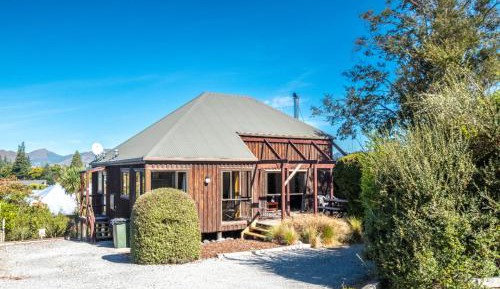 Two-Bedroom Holiday Home
