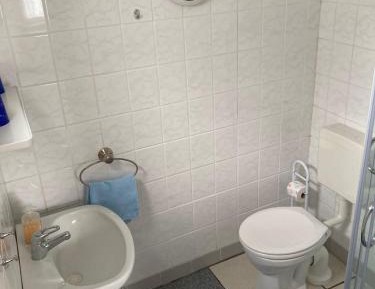 One-Bedroom Apartment (2 - 3 Adults)