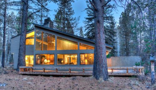 Four-Bedroom Holiday Home