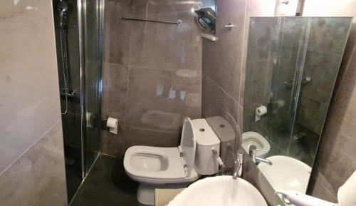 Studio (2 Adults)